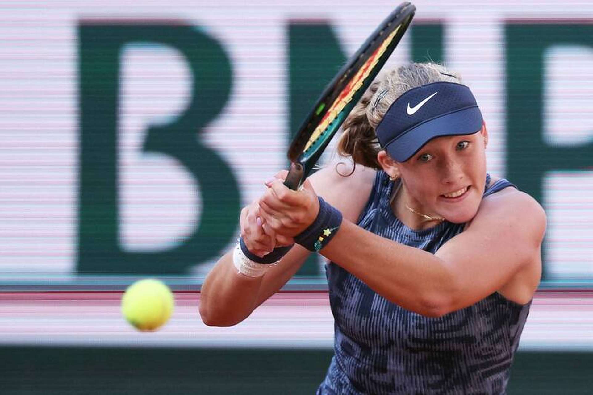 乒乓球是一 乒乓球是一